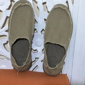 CROCS | Shoes | Crocs Mens Loafers In Olive Green Size 8 M  display picture 1